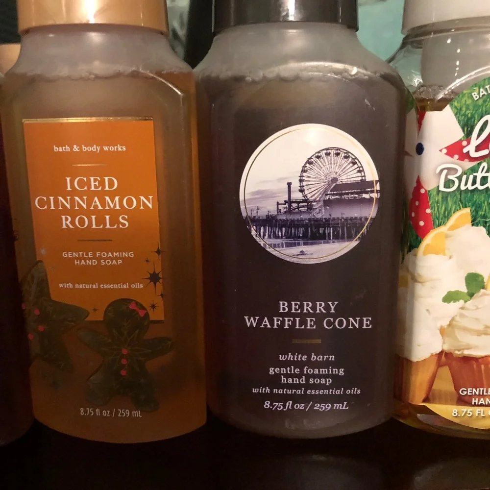 NWT Bath & Body Works 5 Pc Hand Soap - Picture 4 of 7